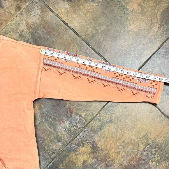 Tru Luxe Jeans Peach Long Sleeve Embroidered Top XL - Picture 7 of 13